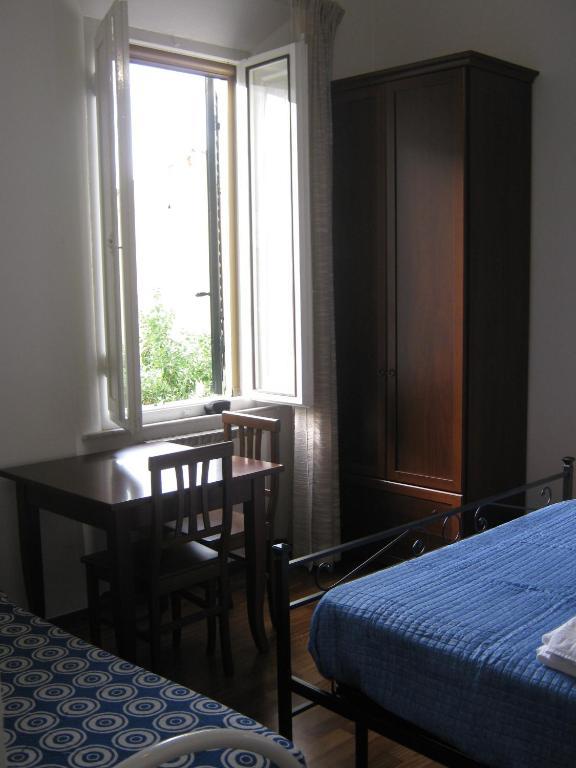Bed and Breakfast Tower'S Garden Pisa Habitación foto
