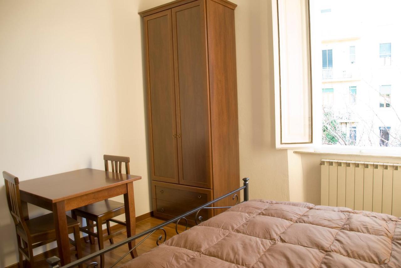 Bed and Breakfast Tower'S Garden Pisa Habitación foto